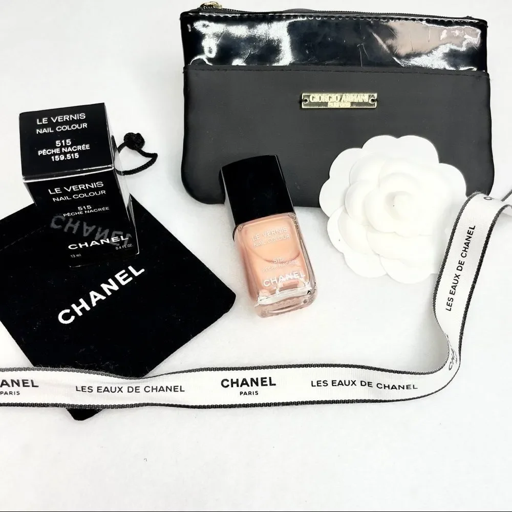 Brand New Bundle Giorgio Armani pouch & Chanel Le Vernis - Picture 11 of 14